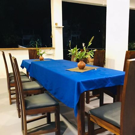 Lion Paradise Surf Beach Matara Exterior foto